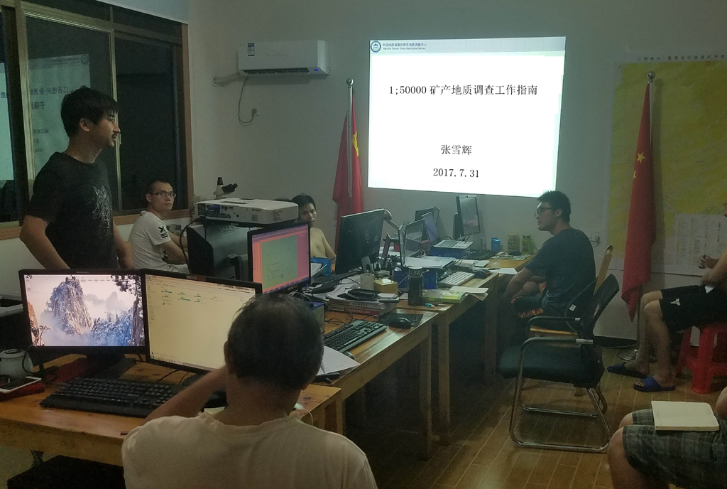 江西全员人口_江西人口分布图(2)